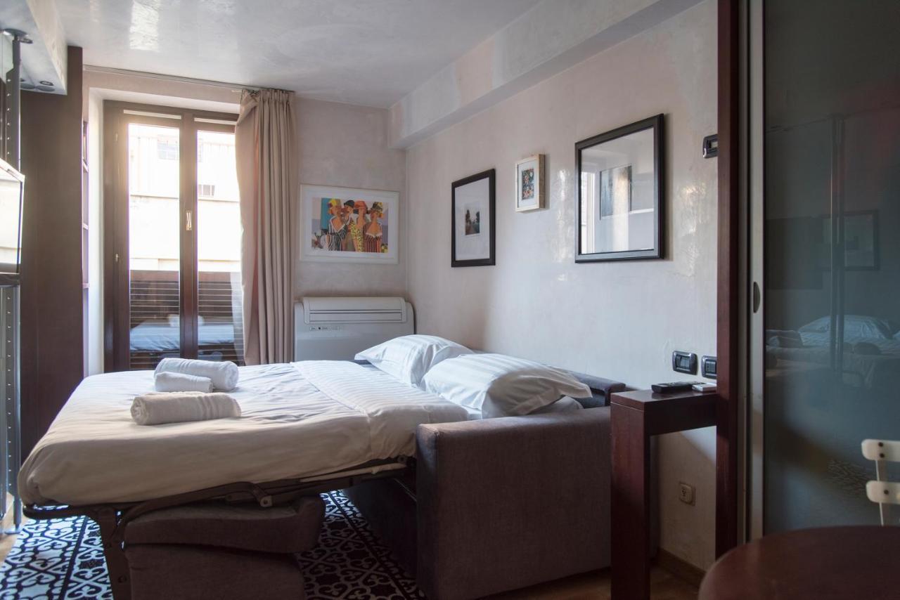 Youhosty - Duomo Studio Apartment 米兰 外观 照片