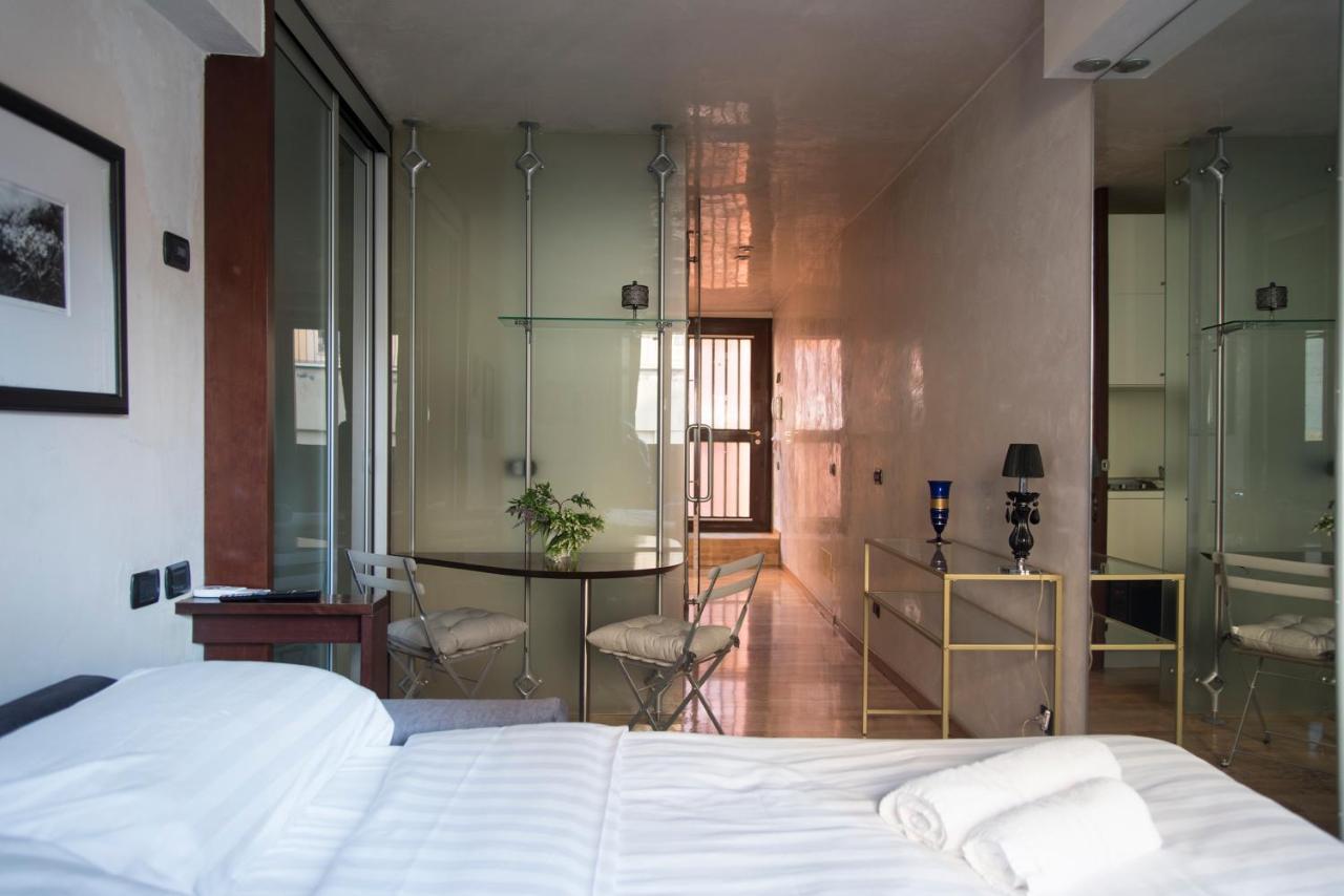 Youhosty - Duomo Studio Apartment 米兰 外观 照片